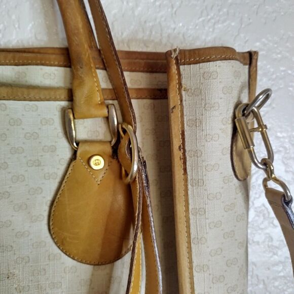 AS IS Gucci Vintage Beige Monogram Canvas Large Tote Bag with Strap - Picture 8 of 16